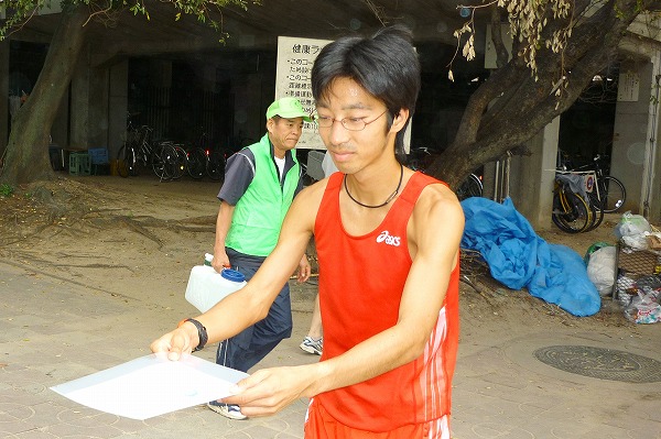 5Km男子優勝の東田薫さん