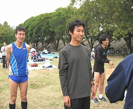 左は三位の松本さん、右は二位の西藤さん