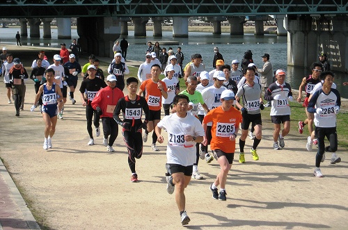 ハーフ・2時間走のスタート