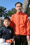 5Kmの部で優勝の新開亮二さん