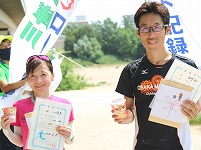 川中真理さんと傅野剛さん