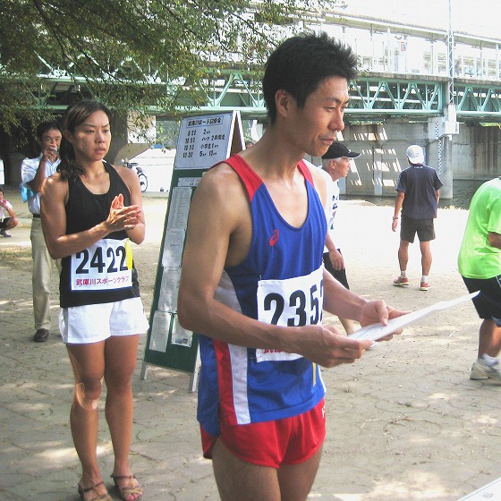 5Km男子優勝の臼井健一さん