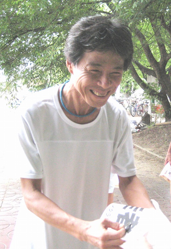 ニアピン賞の竹田さん ニアピン賞の竹田さん