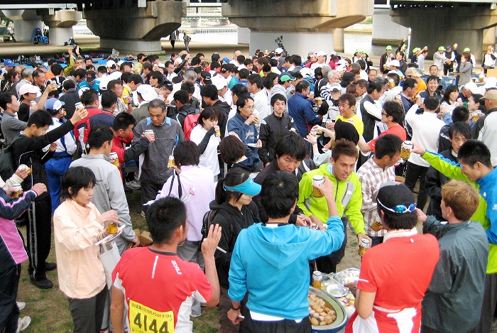 終了後の打ち上げ風景 終了後の打ち上げ風景